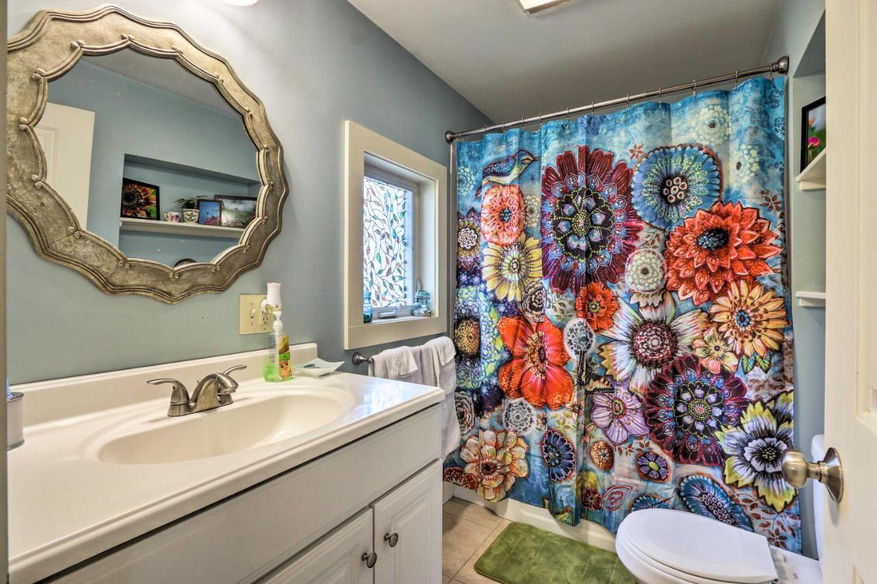 Remodeled Farmhouse In Waterford Near 2 Beaches! Luaran gambar